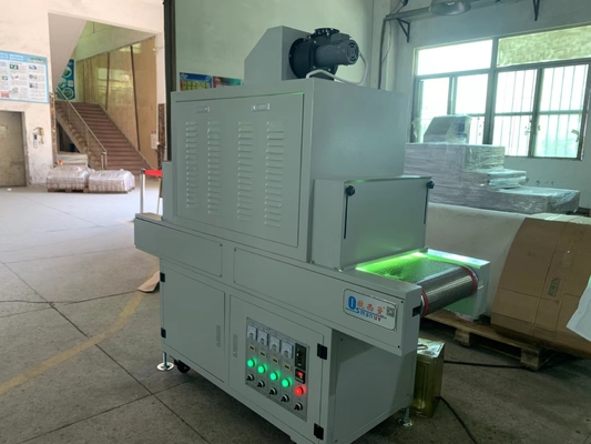 Mesin pengeringan UV LED yang efisien dengan kapasitas cahaya 300mm*300mm*400mm