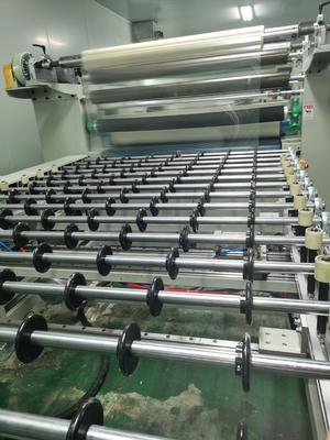 1-20m/Min Conveying Speed Film Laminating Machine 500mm Panjang 0-1320mm Lebar Kerja Untuk Acrylic Plastic Sheet Board