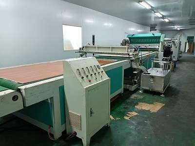 Teknologi Canggih Mesin Lapisan Tirai 1320mm 6000mm × 2200mm × 1400mm Ukuran