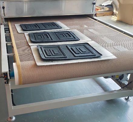Oven pengeringan gelombang mikro industri dengan pemanasan volumetrik tipe sabuk terus menerus dan output daya yang dapat disesuaikan