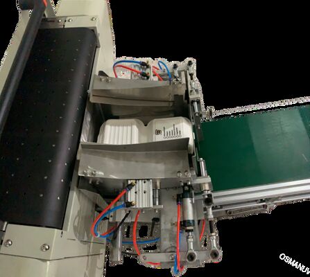 Printer digital kecepatan tinggi dengan kecepatan cetak 150 m/menit yang dapat disesuaikan hingga lebar 2.500 mm dan konfigurasi CMYK + putih + varnis