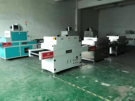 Jangkauan Kontrol Timer 0-99min Mesin Iradiasi UV dengan Keakuratan Kontrol Suhu ±1C