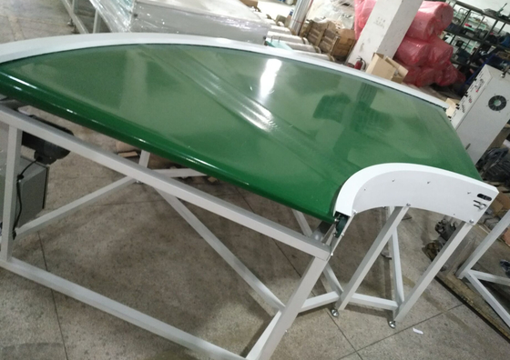 Sistem Conveyor Berkecepatan Tinggi dengan Pengendalian PLC yang ramah pengguna