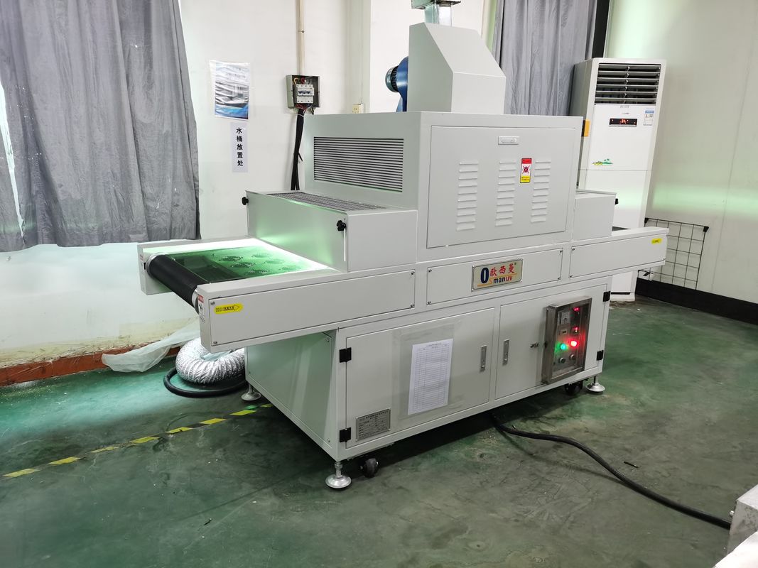 Mencapai Kecepatan Pembuatan Mesin Pembuatan UV Dengan Sistem Transmisi Motor Desheng 1HP kami 5-20m / min Kecepatan