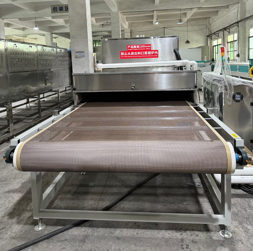 Solusi Pengeringan Microwave yang dapat disesuaikan: Pengeringan Internal Presisi untuk Pulp Molding, Buah, dan Panel Kayu