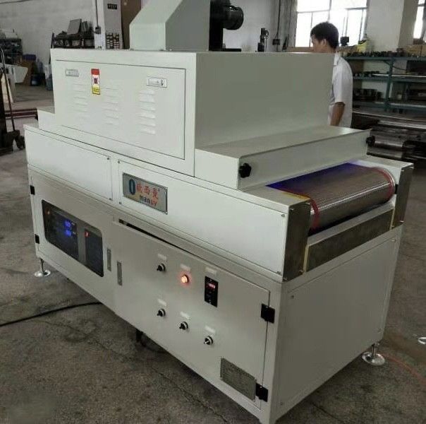 100W UV LED Mesin pengerasan untuk area pengerasan 200mm * 200mm Dengan paduan aluminium