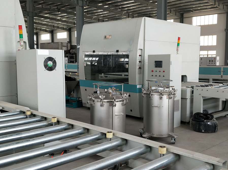 Mesin Pelapis Semprot Berkecepatan Tinggi 3m/Min Dengan Lebar 1000mm Untuk Penggunaan Industri