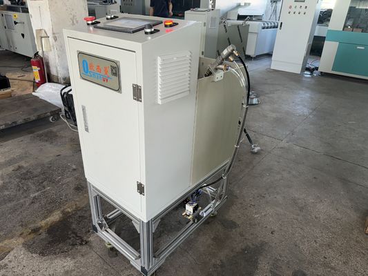 Keandalan Tinggi Dan Efisiensi Spin Coater Mesin Lapisan UV kompak Untuk Lapisan Sempurna