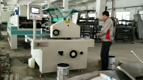 Lebar Effecive Uv Painting MDF Spray Coating Machine 180m / Min 620mm