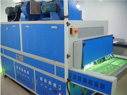 AC220V 50HZ Power Supply UV Curing Machine Untuk Area 300mm*400mm Dengan Lampu 365nm