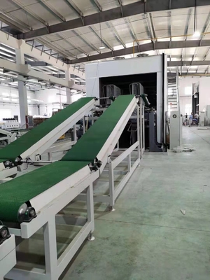 Mesin Pelapis Lantai UV Pemanas Gas Alam Bersertifikat ISO9001 0,1 - 1m / mnt