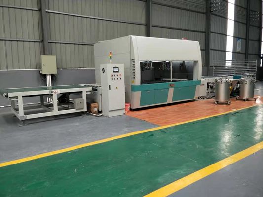 Spray Paint Semi Automatic Filling Machine Teknologi Lanjutan Untuk Lapisan Superior Dengan Mesin Lapisan Semprotan